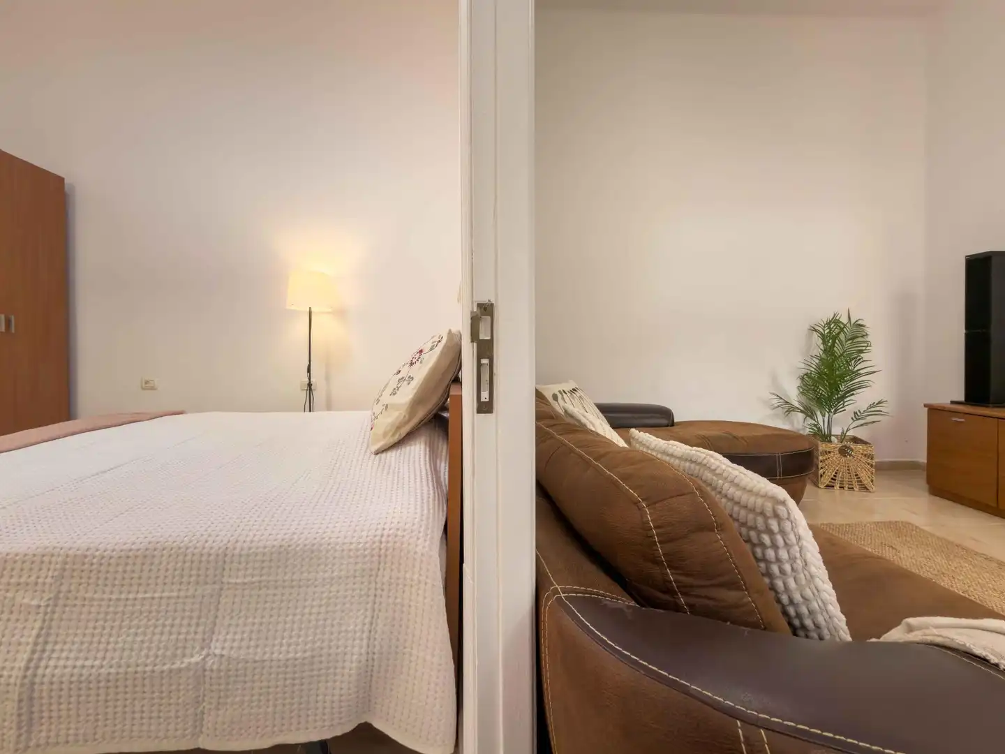 Schlafzimmer von Wohnung zum Verkauf in Santa Cruz de Tenerife mit Klimaanlage und Möbliert