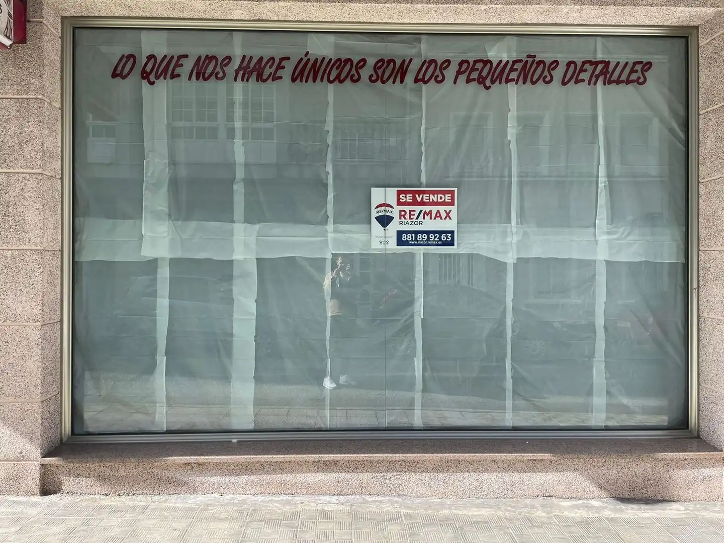 Local comercial en venta en Calle Río Mandeo 5