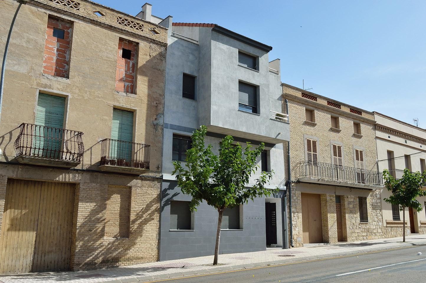 Exterior view of Garage for sale in Corbera d'Ebre