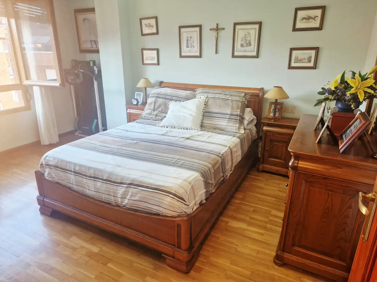 Dormitori de Pis en venda en Avilés amb Calefacció, Parquet i Terrassa