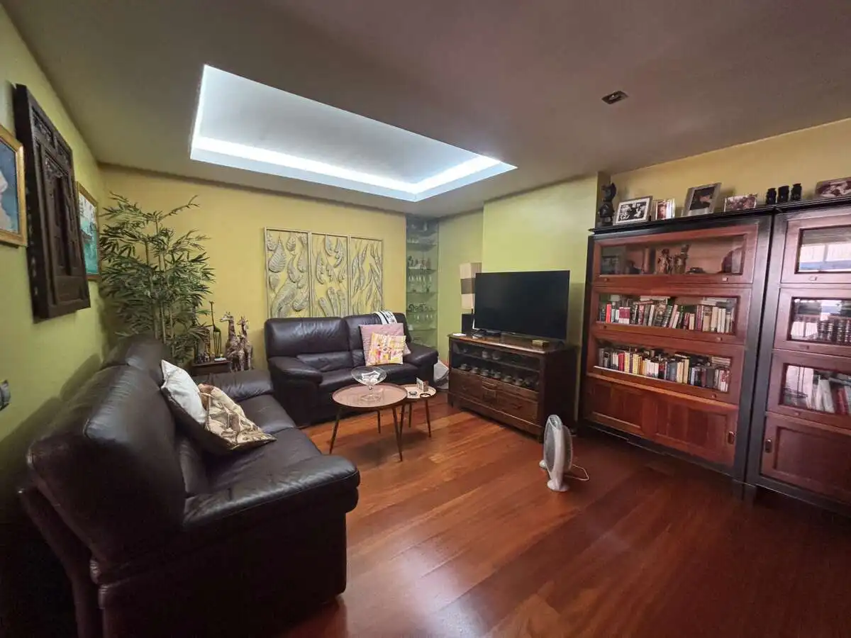 Sala de estar de Piso en venta en Las Palmas de Gran Canaria con Aire acondicionado y Piscina