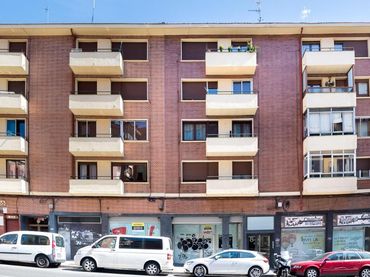 Business premises for sale in Maurice Ravel Etorbidea