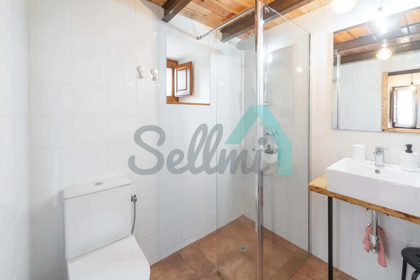Baño de Casa adosada de alquiler en Oviedo  con Jardín privado, Parquet y Terraza