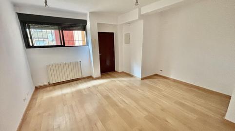 Photo 2 of Planta baja for sale in De Cecilio Navarro, Barrio Jesús, Zaragoza