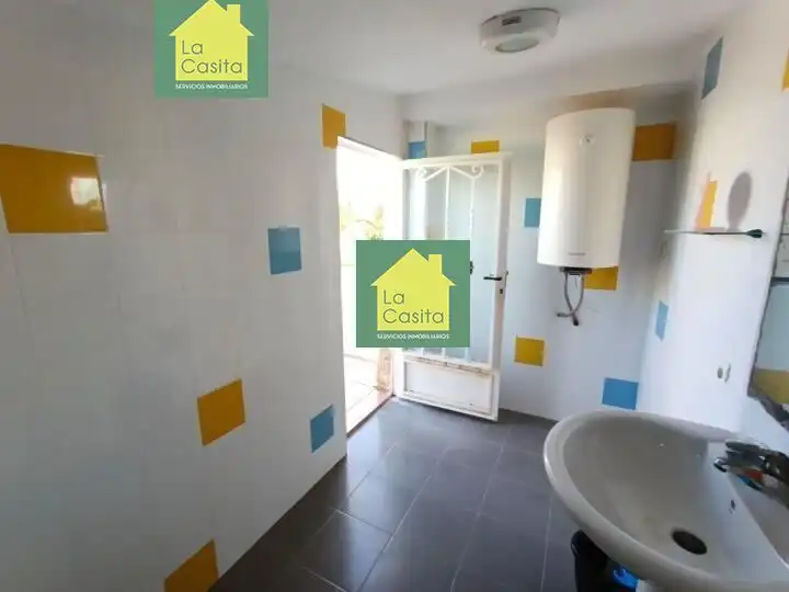 Bany de Casa o xalet en venda en Albacete amb Aire condicionat, Jardí privat i Traster