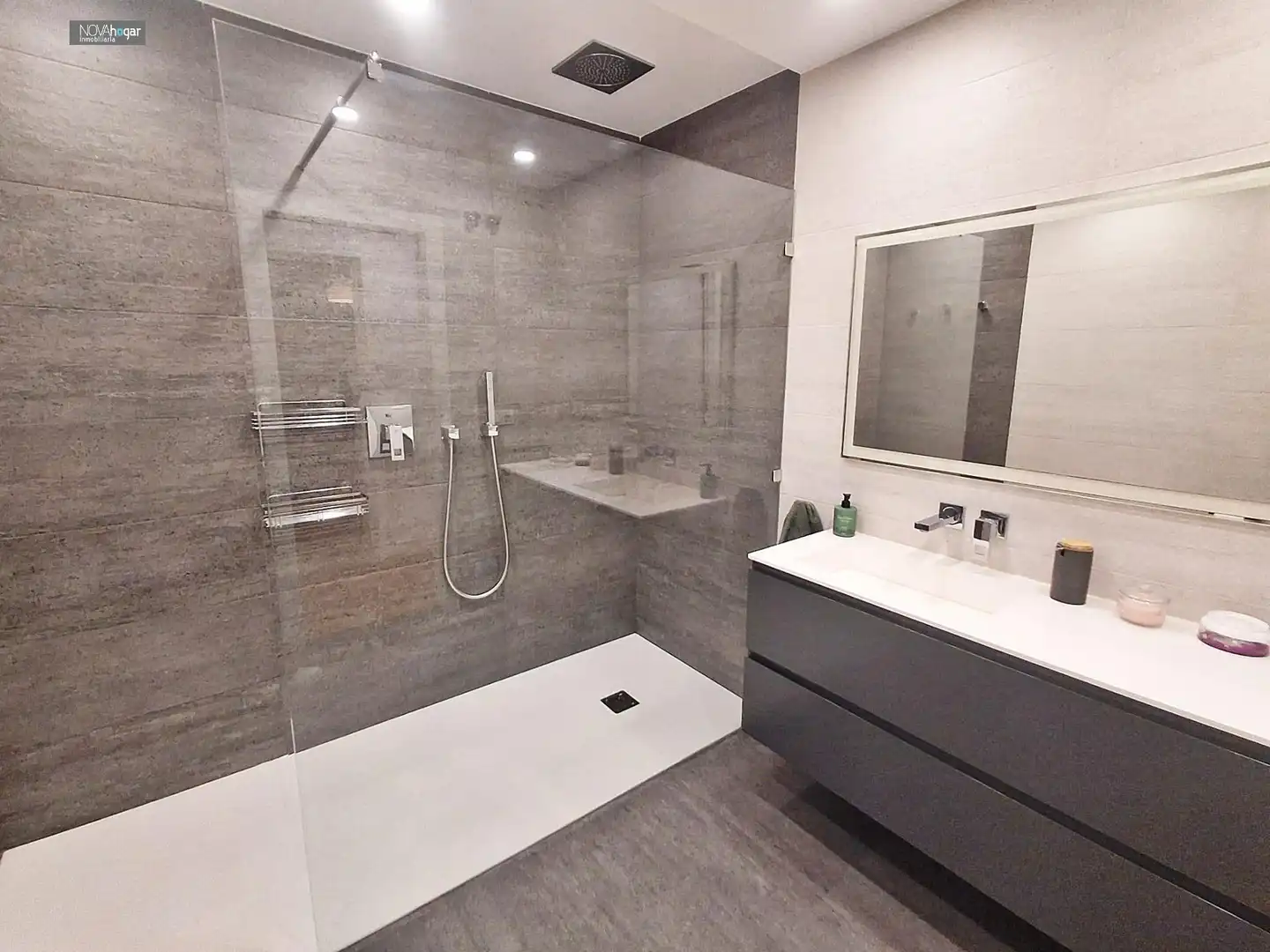 Baño de Casa o chalet en venta en Málaga con Aire acondicionado, Calefacción y Terraza