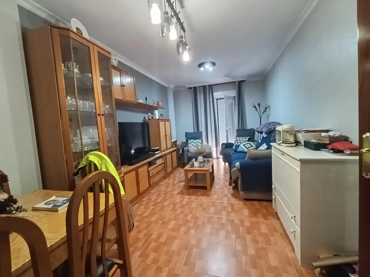 Sala d'estar de Casa o xalet en venda en El Ejido amb Aire condicionat, Terrassa i Moblat