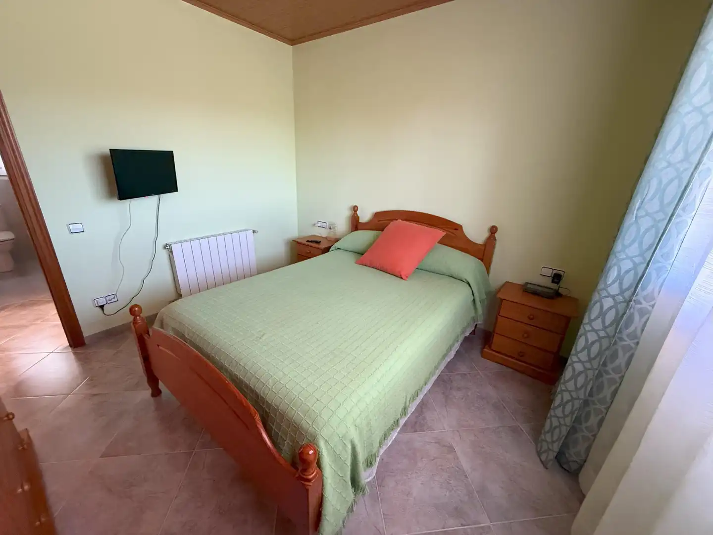 Chalet con piscina en venta en La Bisbal del Penedès, imagen 9