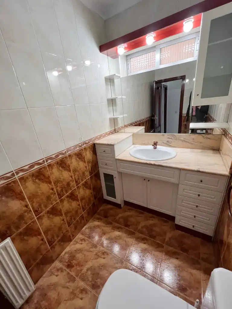 Bathroom of Flat for sale in Alcalá de Henares  with Terrace