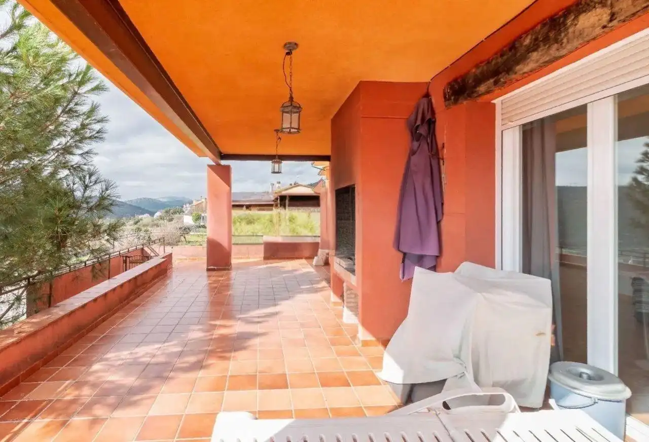 Terraza de Casa o chalet en venta en Robledo de Chavela con Aire acondicionado, Calefacción y Jardín privado