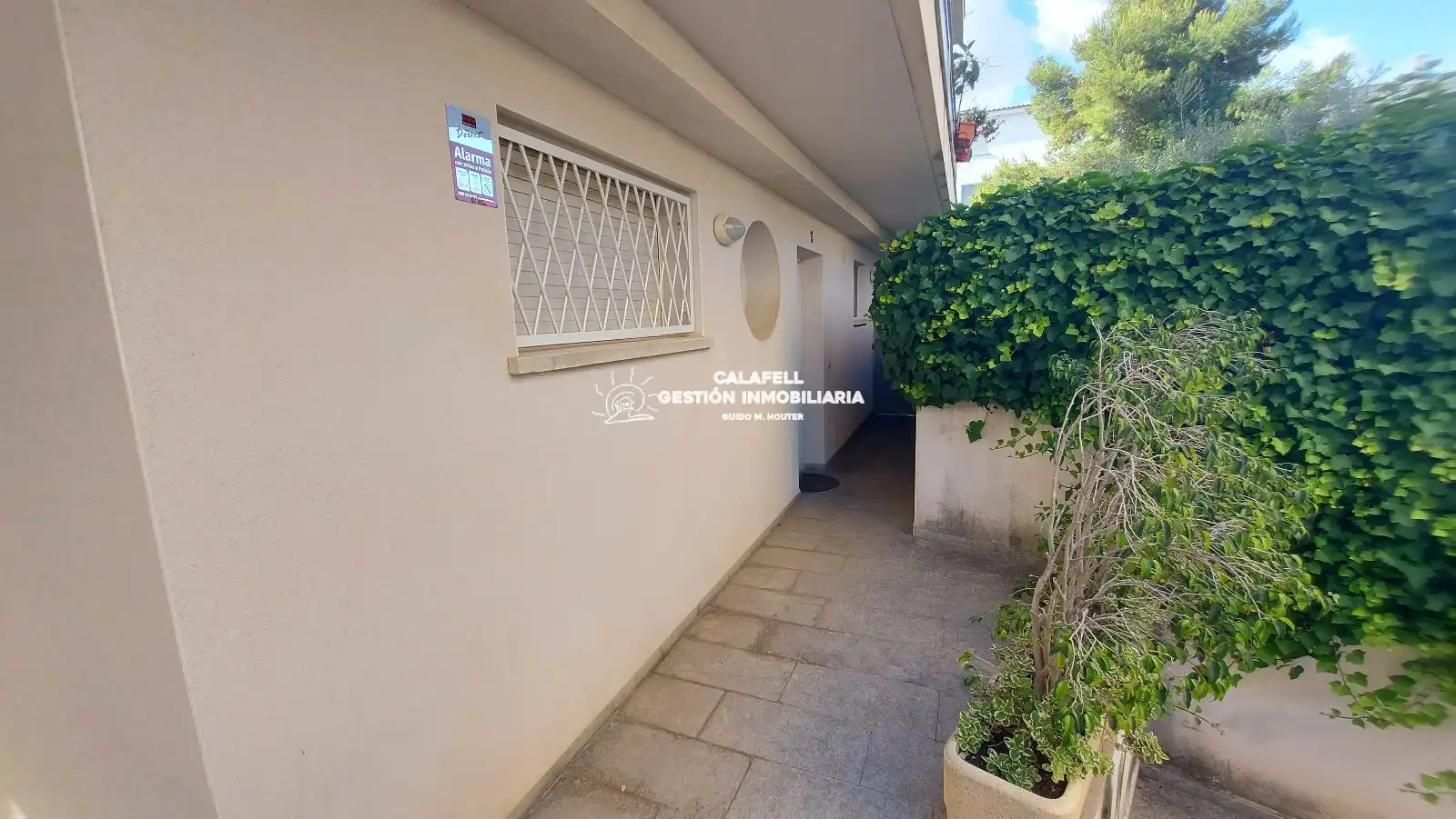 Vista exterior de Piso en venta en Cunit con Aire acondicionado, Jardín privado y Terraza