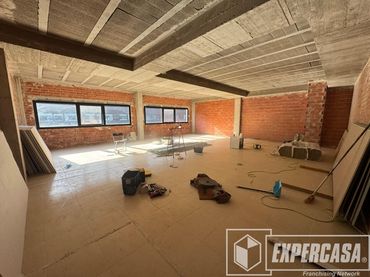 Local comercial en venda a Beniparrell
