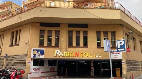 A LEDIFICI PARKINSOL