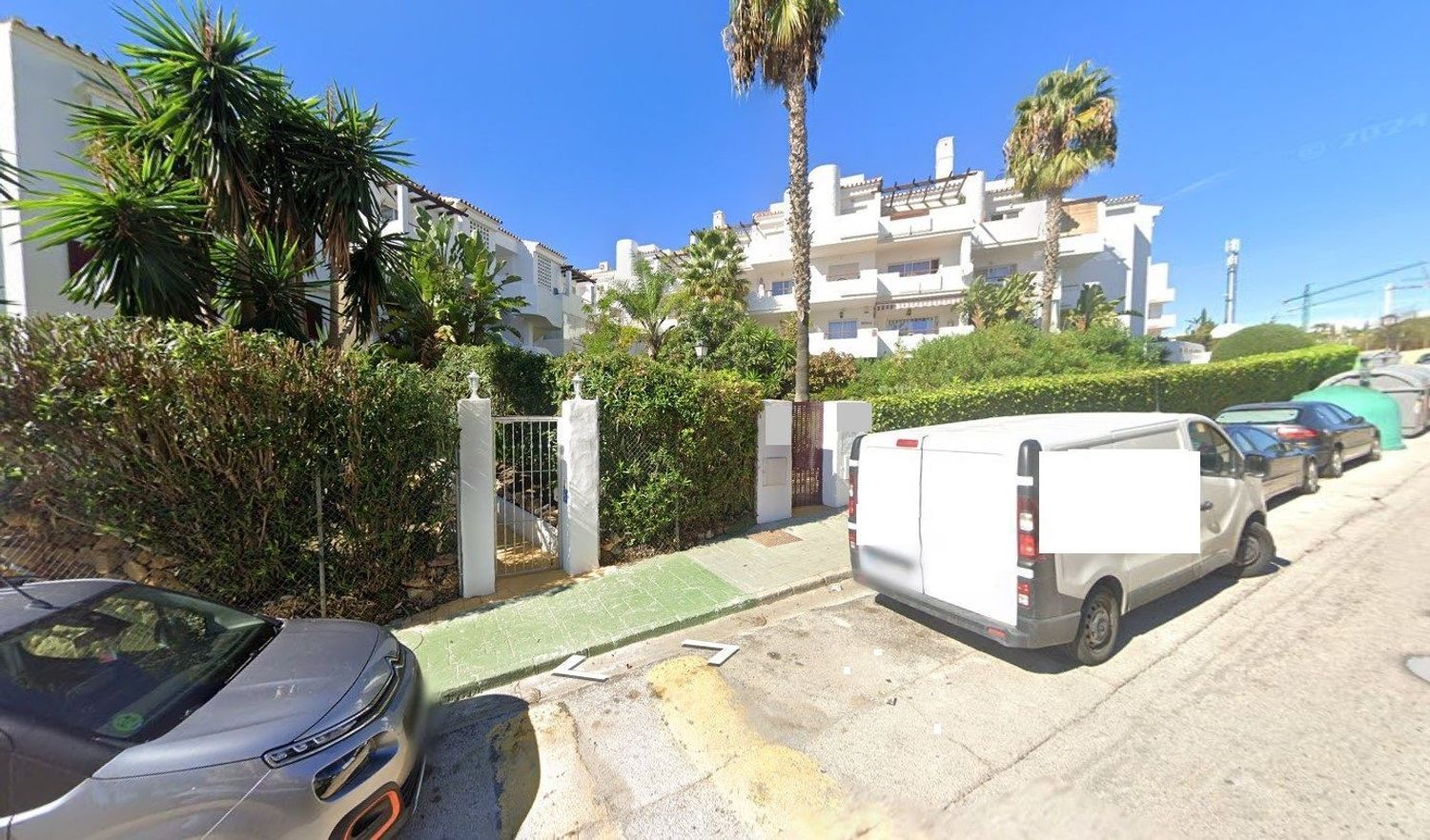 Vista exterior de Pis en venda en Estepona