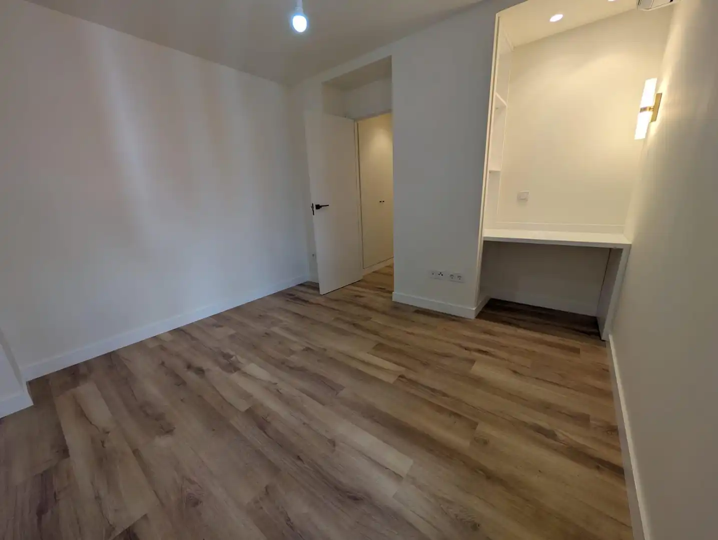 Habitación de Piso de alquiler en Sevilla con Aire acondicionado, Calefacción y Balcón