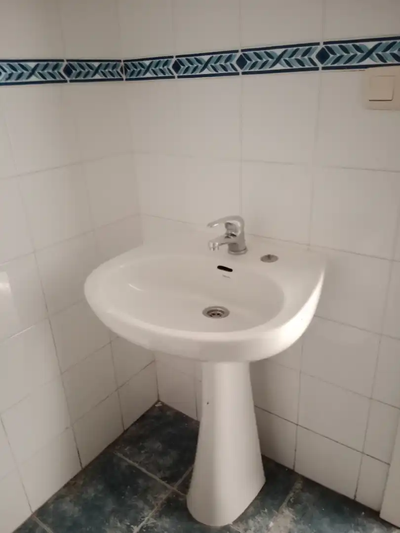 Bathroom of Flat for rent in Coria del Río  with Washing machine and Balcony