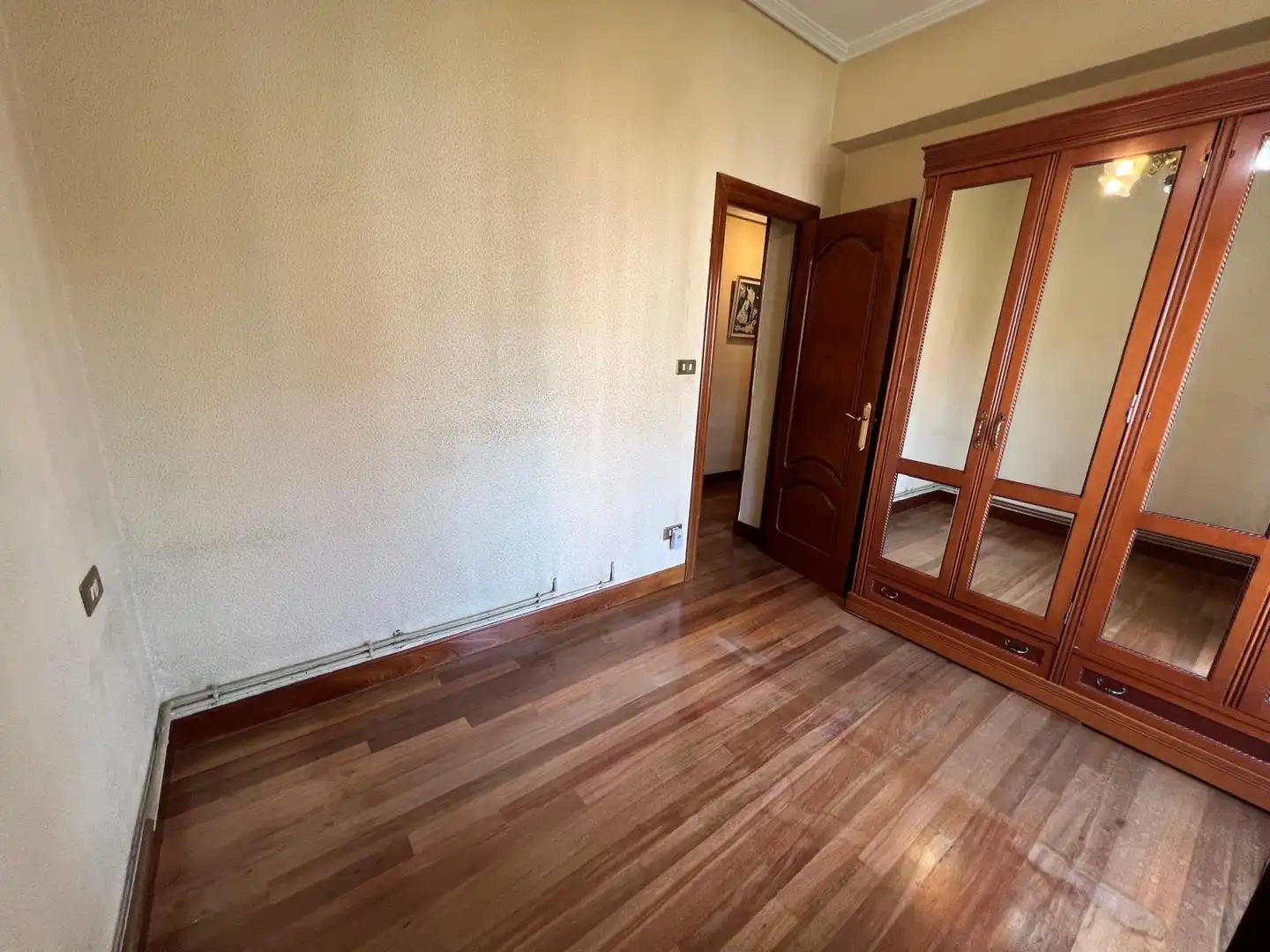 Bedroom of Flat for sale in Bilbao   with Heating and Balcony
