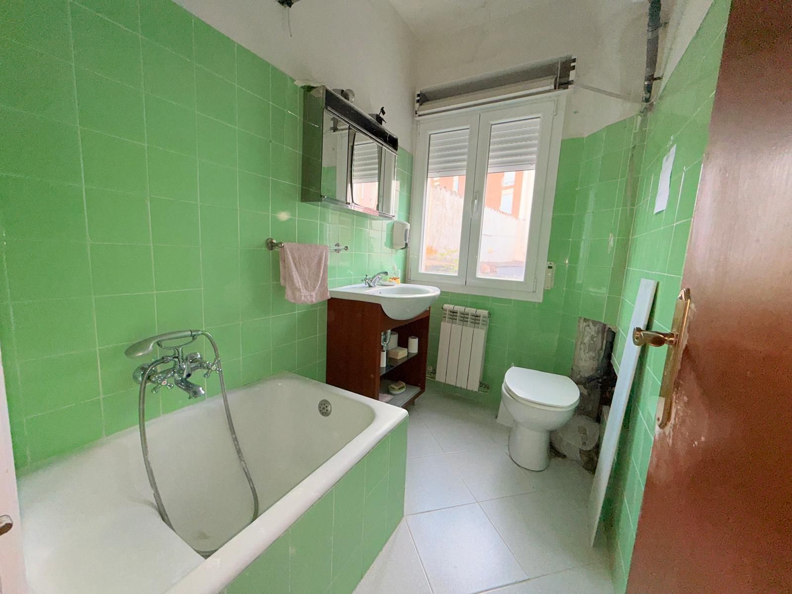 Baño de Piso en venta en Almazán