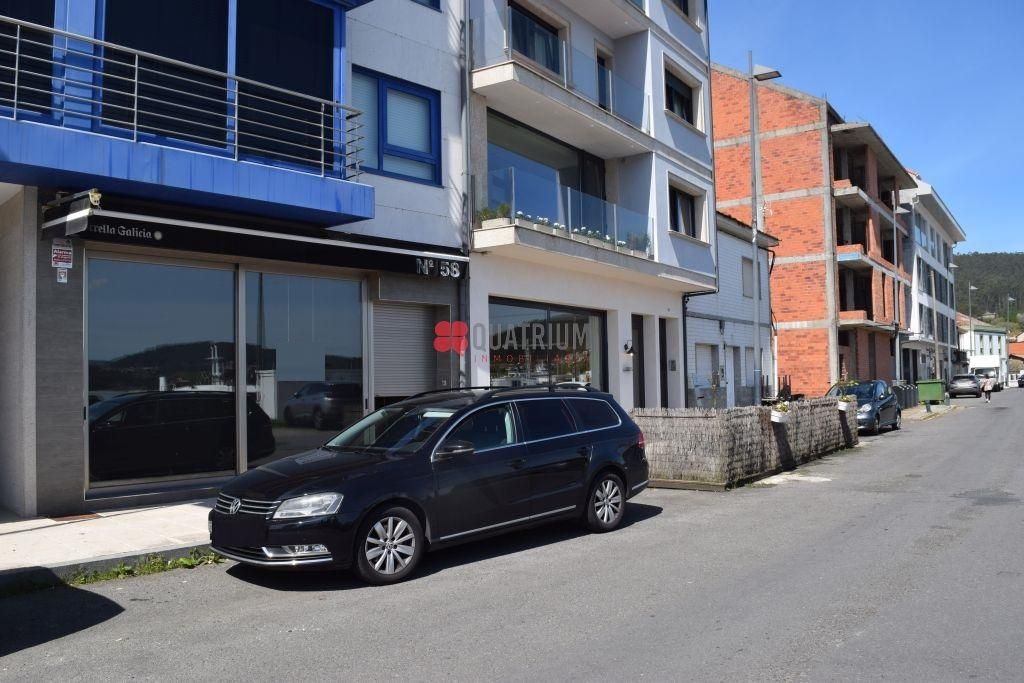 Exterior view of Premises for sale in Outes  with Air Conditioner and Furnished