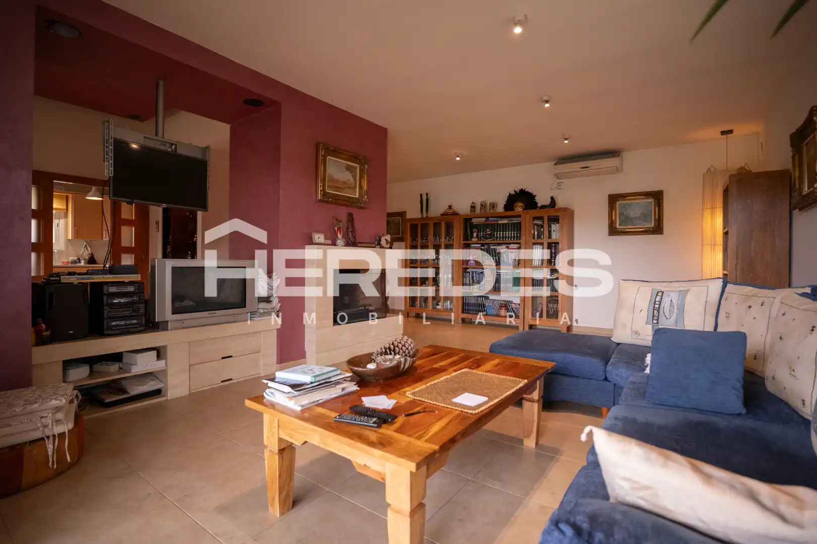 Sala de estar de Casa o chalet en venta en Sabadell con Aire acondicionado, Calefacción y Jardín privado