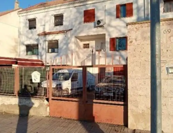 Vista exterior de Casa adosada en venta en Ciudad Real