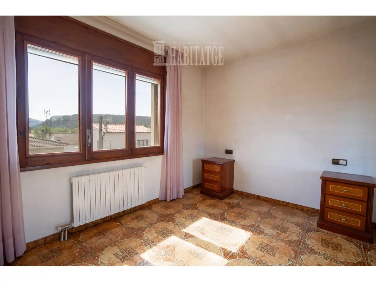 Bedroom of Houses for sale in Centelles  with Air Conditioner, Heating and Terrace