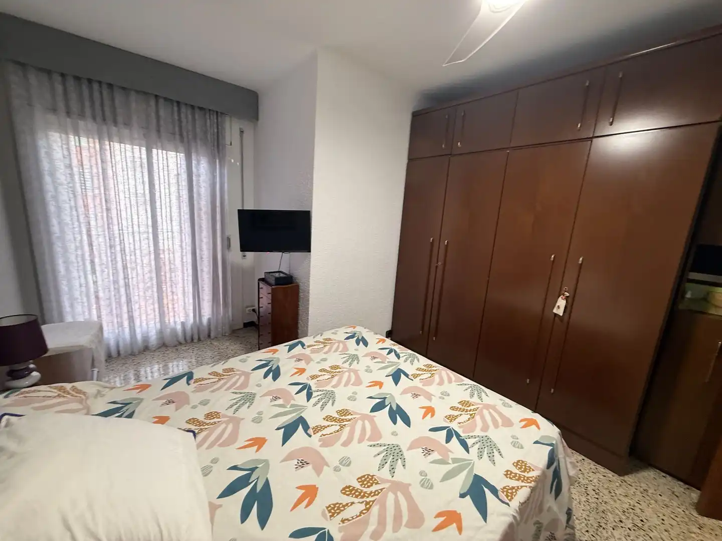 Dormitori de Pis en venda en Santa Coloma de Gramenet amb Aire condicionat, Calefacció i Terrassa