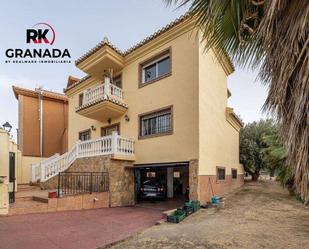 Vista exterior de Casa o xalet en venda en Cájar amb Terrassa