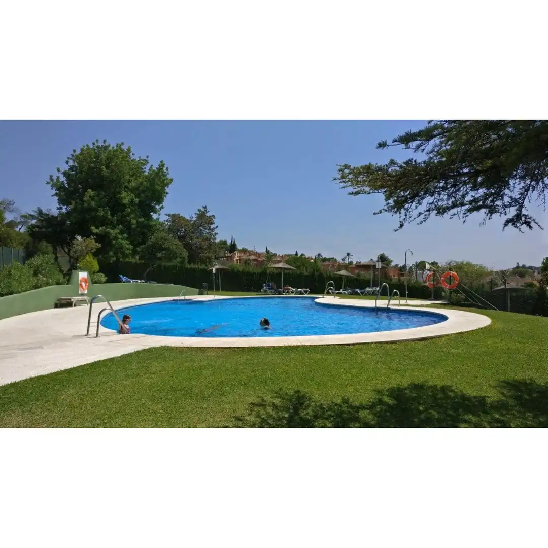 Swimming pool of Apartments for rent in Marbella  with Air Conditioner and Community pool