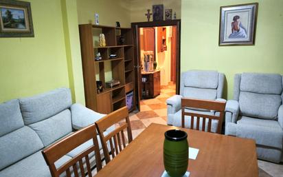 Living room of Flat for sale in Sevilla la Nueva  with Terrace and Balcony