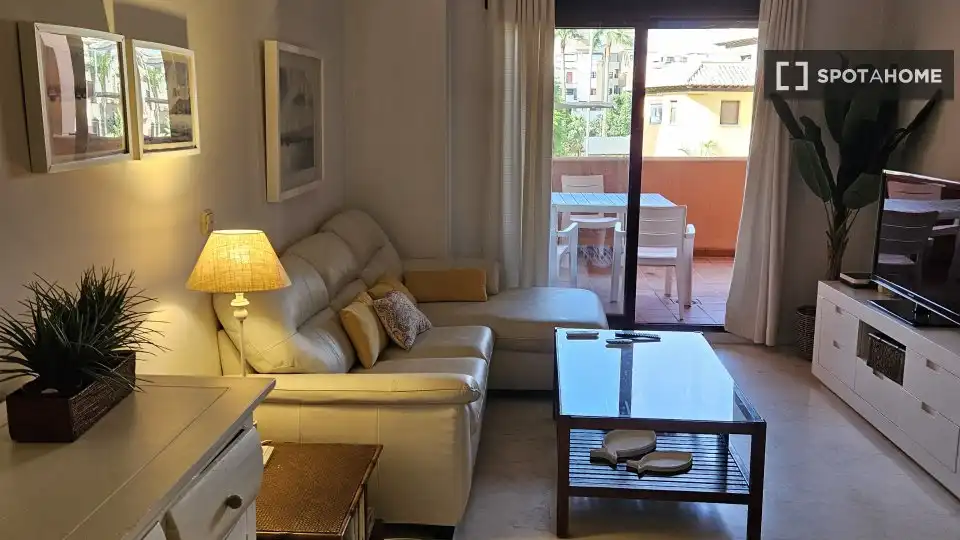 Sala d'estar de Apartament per a compartir en Motril amb Aire condicionat, Terrassa i Moblat