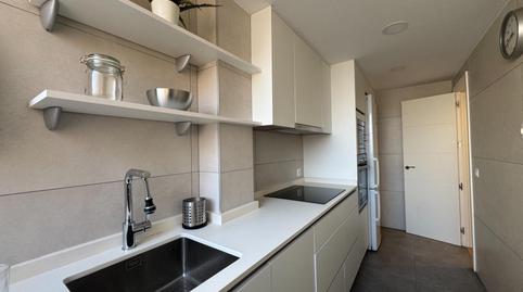 Foto 2 de Piso de alquiler en Calle Alava, Ventas, Madrid