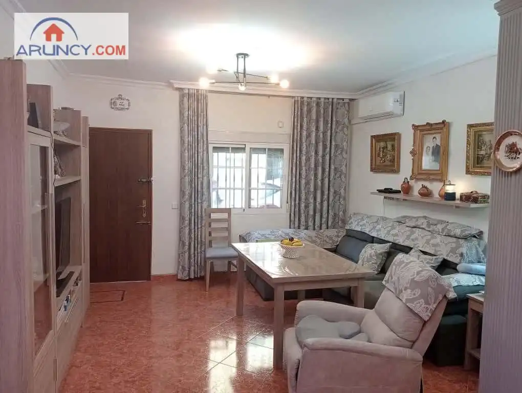 Sala de estar de Casa o chalet en venta en Sevilla con Calefacción, Terraza y Trastero