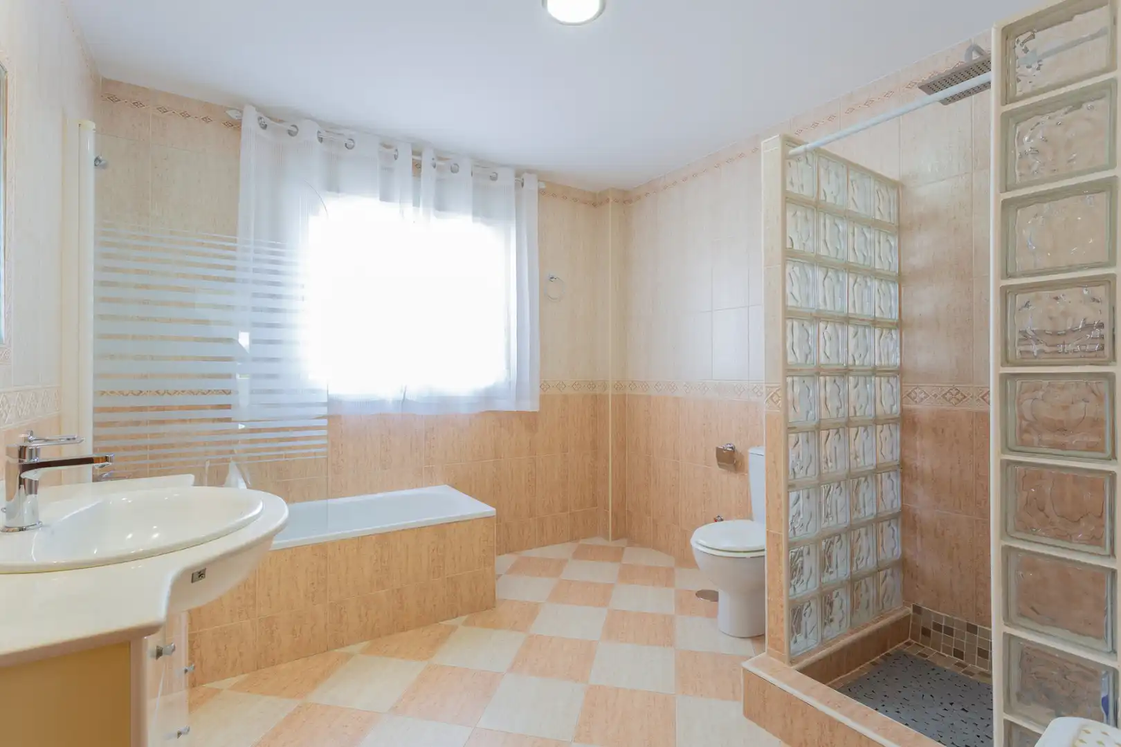 Casa a schiera con terrazza in vendita a Peligros, imagen 24