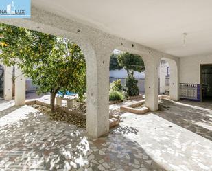 Country house for sale in Residencial Triana - Barrio Alto