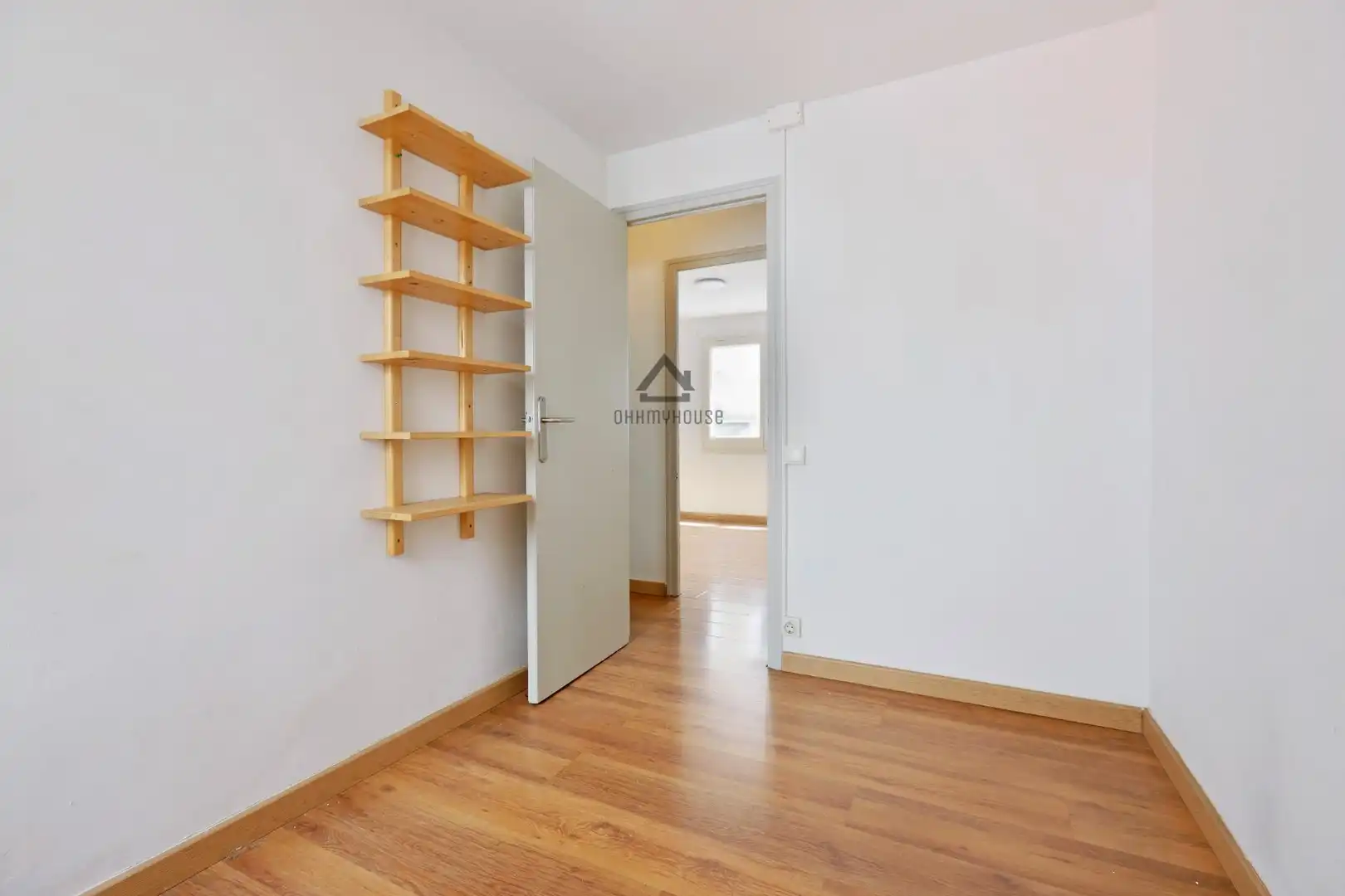 Piso en venta en Barcelona con Balcón