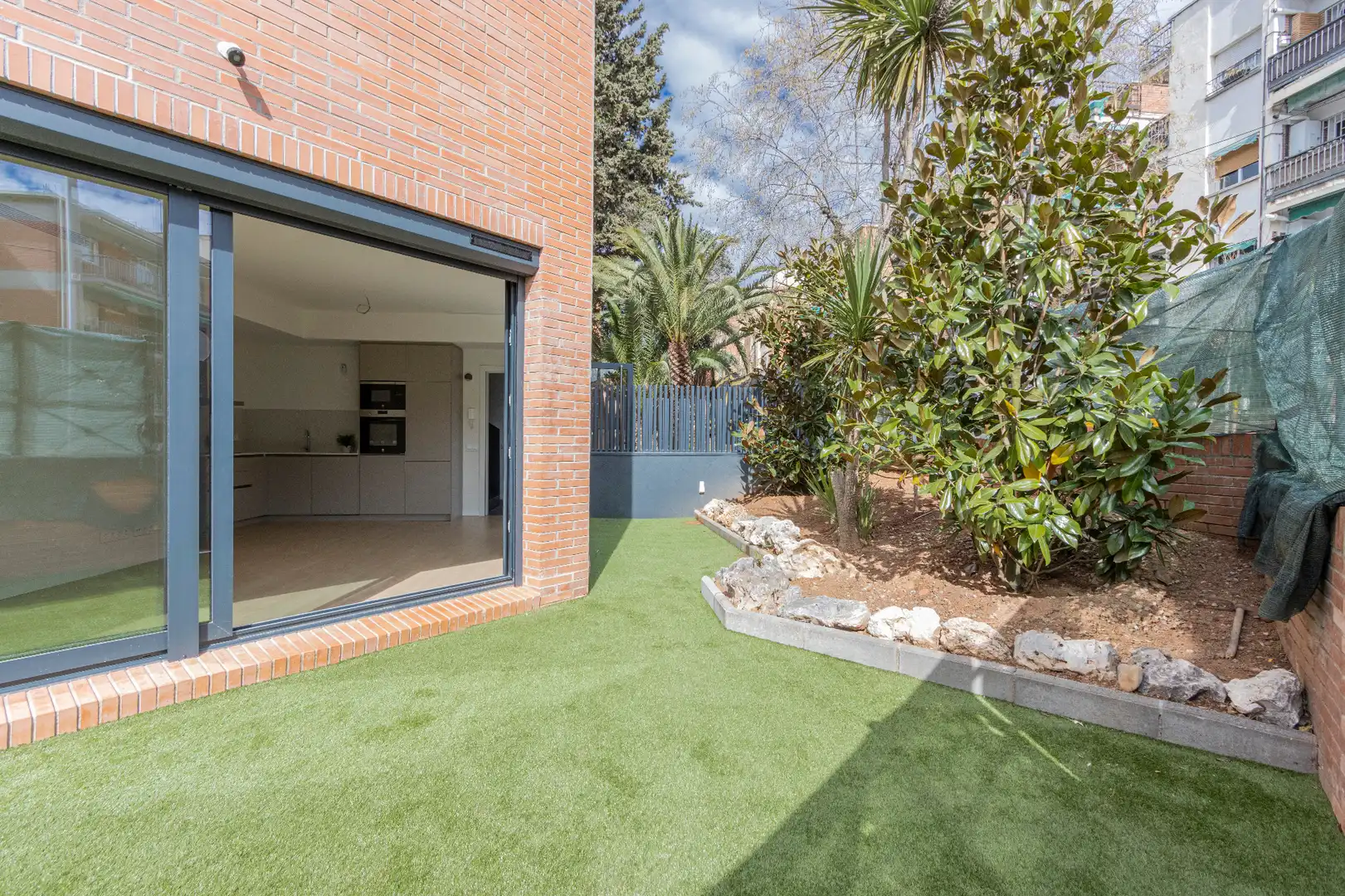Jardín de Piso en venta en Barcelona con Aire acondicionado, Calefacción y Jardín privado