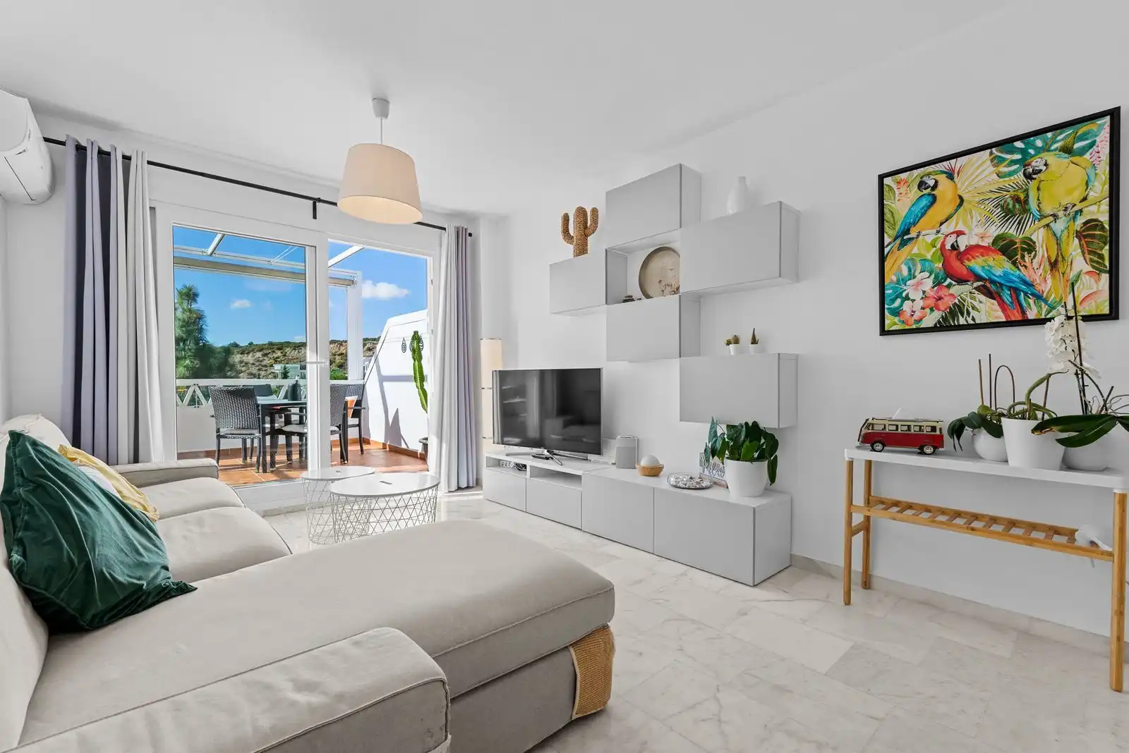 Penthouse with pool for sale in Casares pueblo, imagen 4