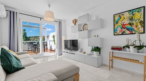 🌅 Elegante Ático Dúplex con Vistas al Mar y Golf en Doña Julia, Casares Playa, imatge 4