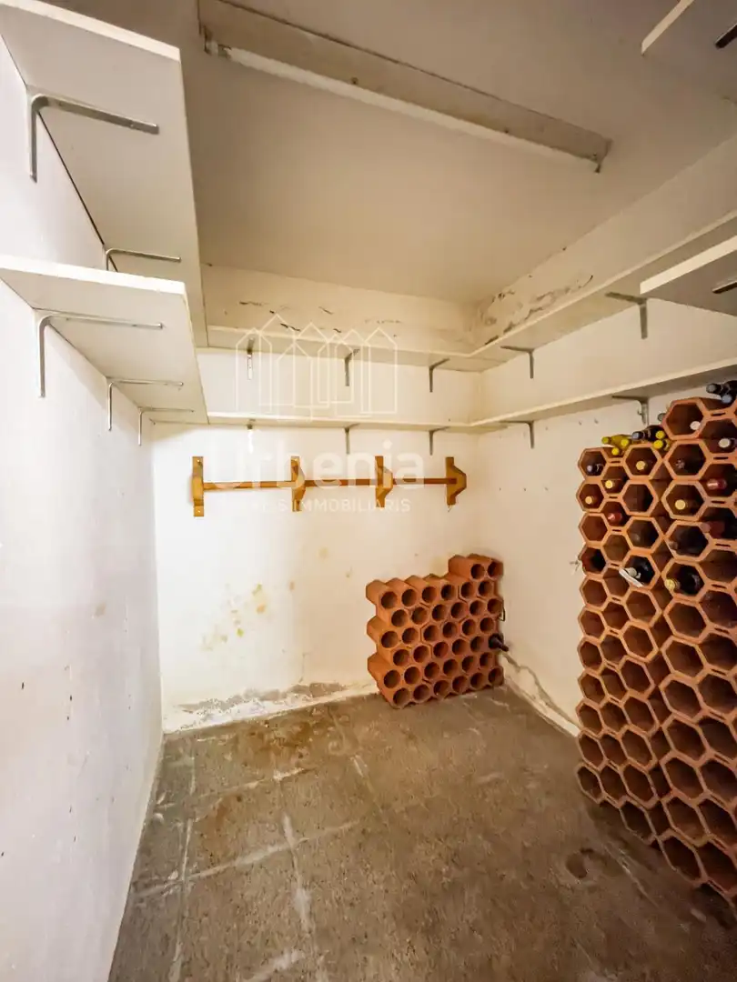 Casa con piscina en venta en Nucli Urbà, imagen 49