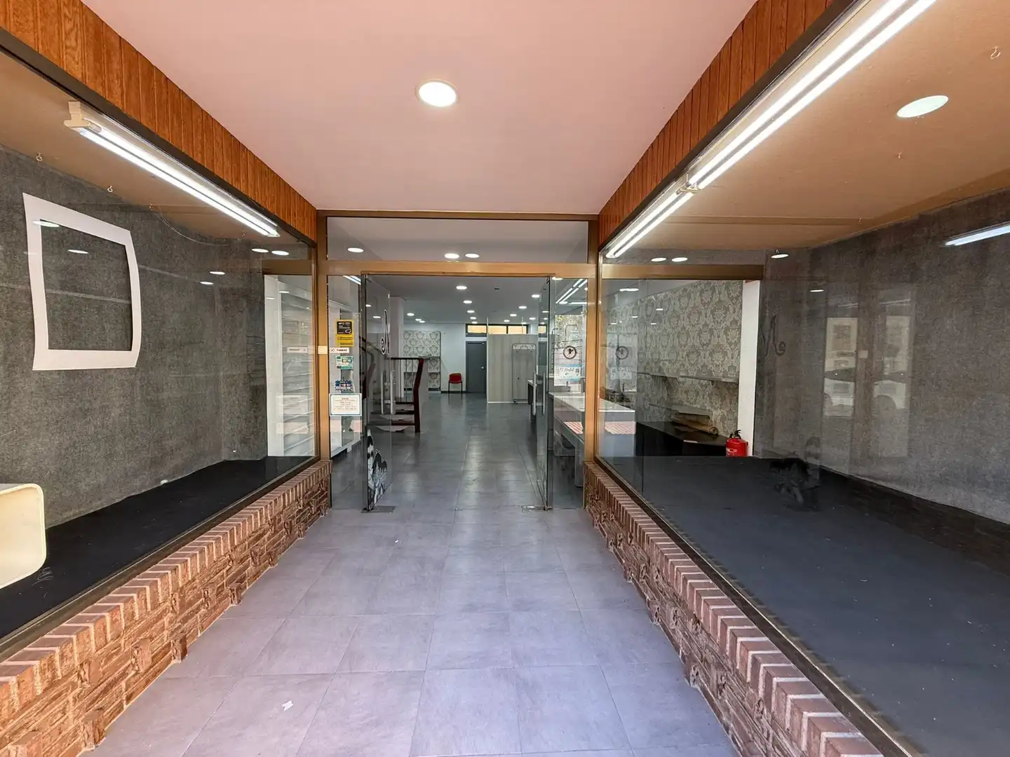 Local commercial à vendre à Tavernes de la Valldigna, imagen 2