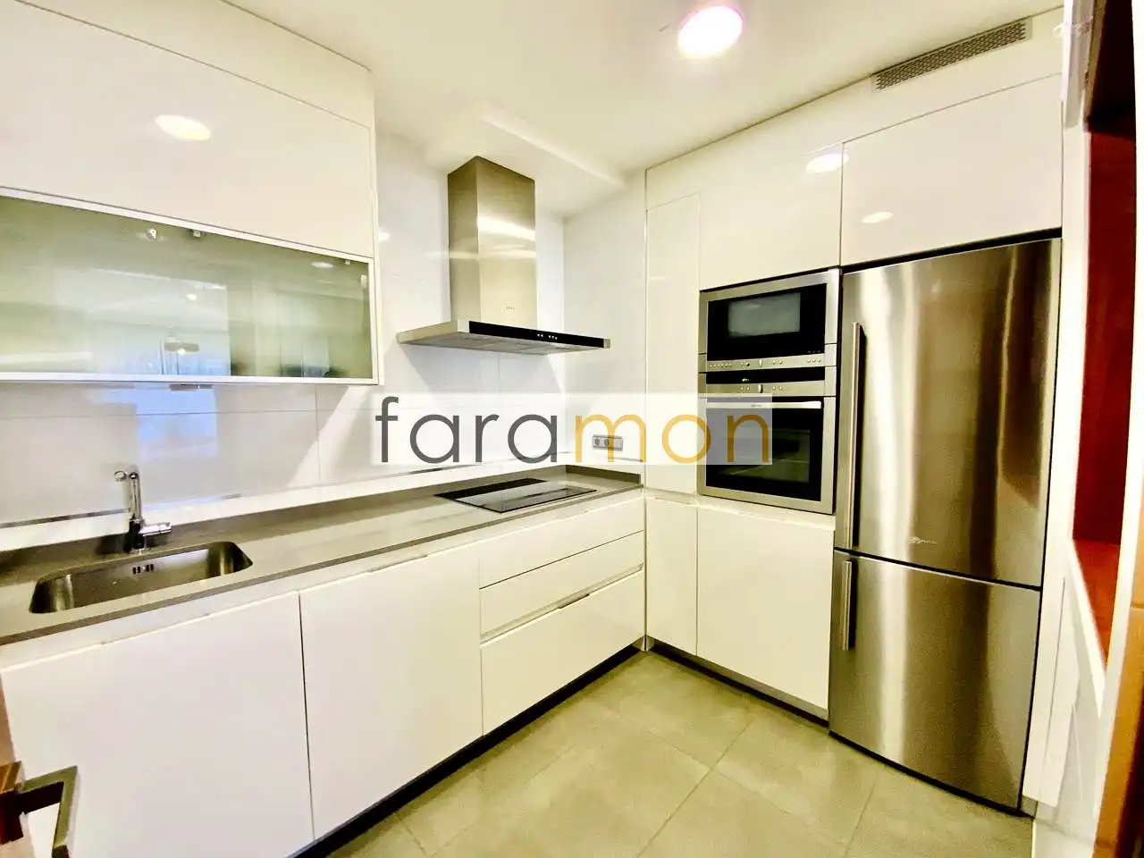 Apartments for rent in Rúa Carral, Centro - Areal