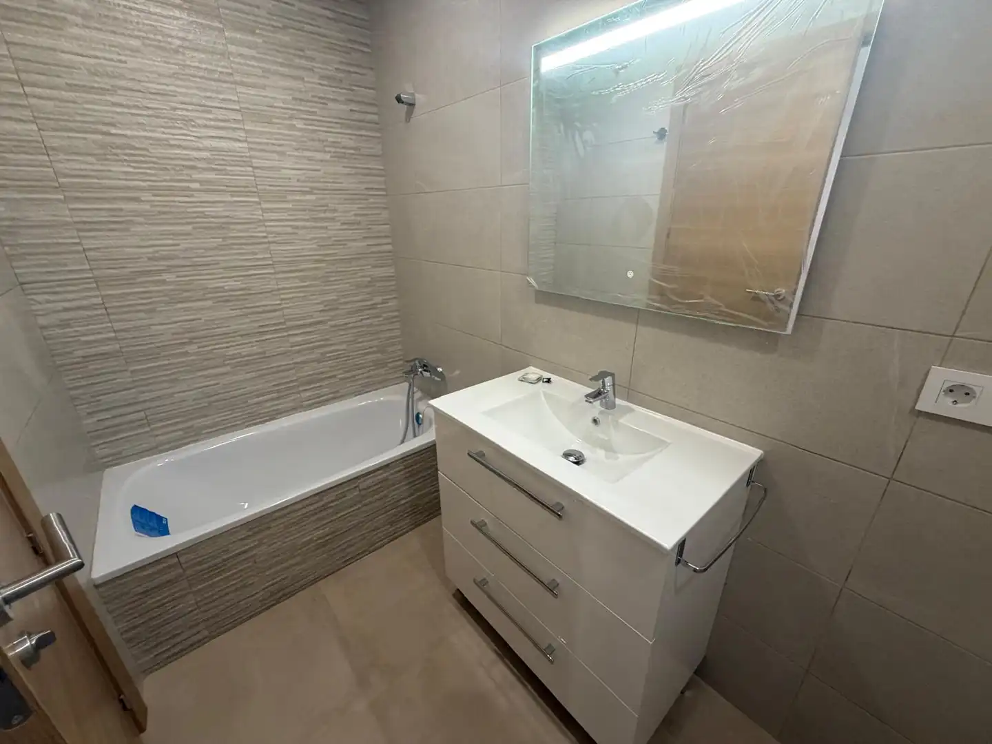 Baño de Casa o chalet de alquiler en Lugo con Calefacción, Jardín privado y Parquet