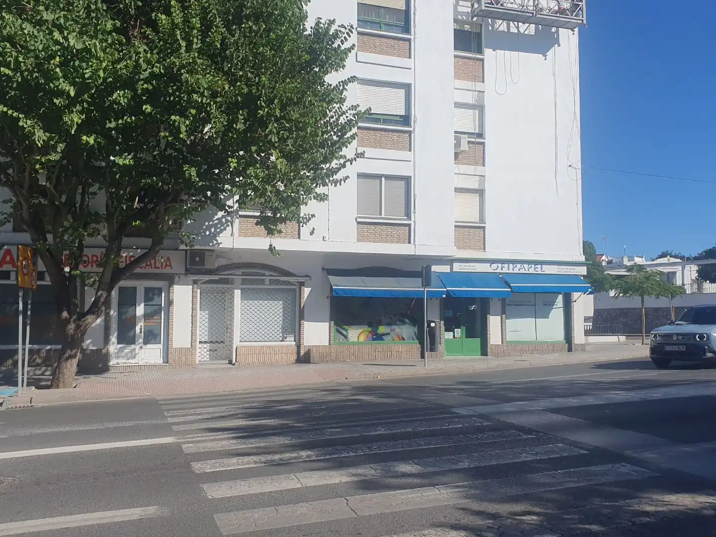 Local de lloguer en Chiclana de la Frontera amb Aire condicionat, Alarma i Domòtica