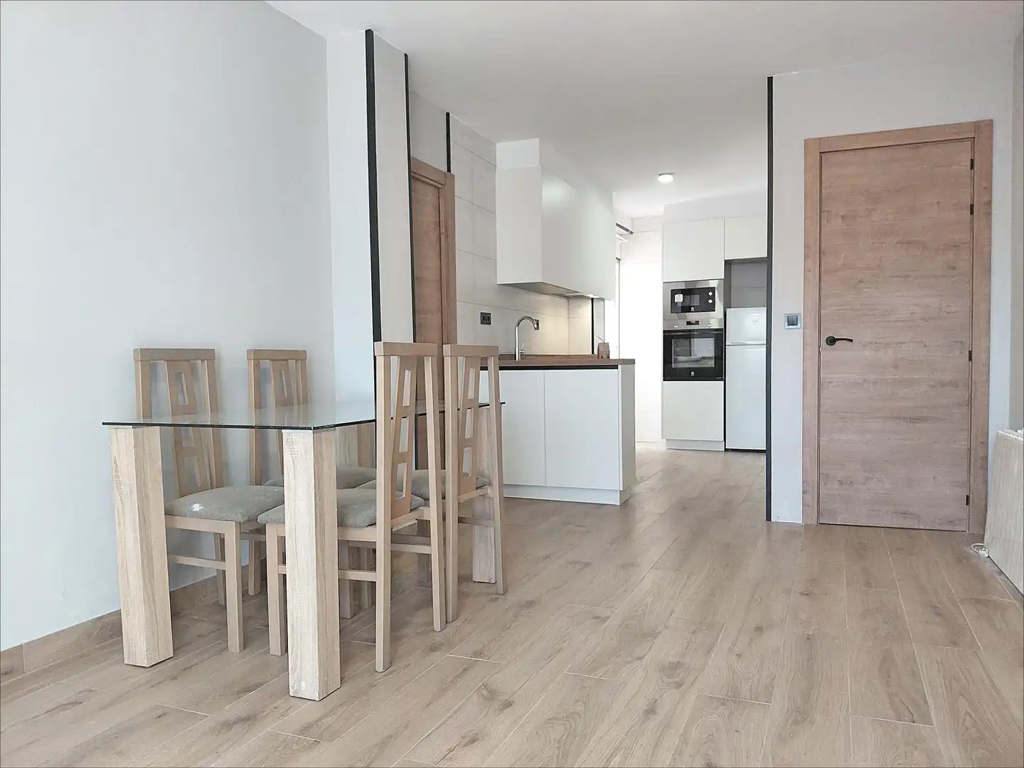 Cocina de Piso en venta en Pontevedra Capital  con Calefacción y Trastero