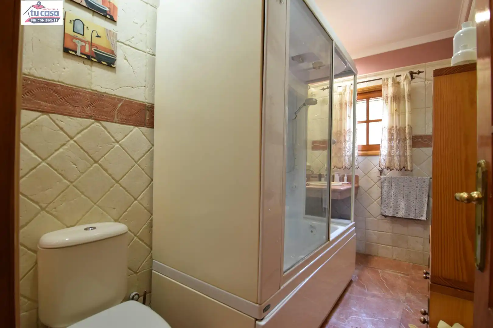 Bathroom of Houses for sale in Santa María de Guía de Gran Canaria  with Air Conditioner, Heating and Private garden