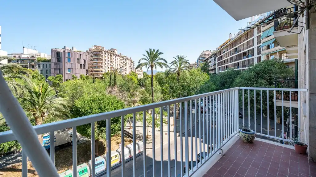 Außenansicht von Wohnungen zum Verkauf in  Palma de Mallorca mit Heizung und Terrasse