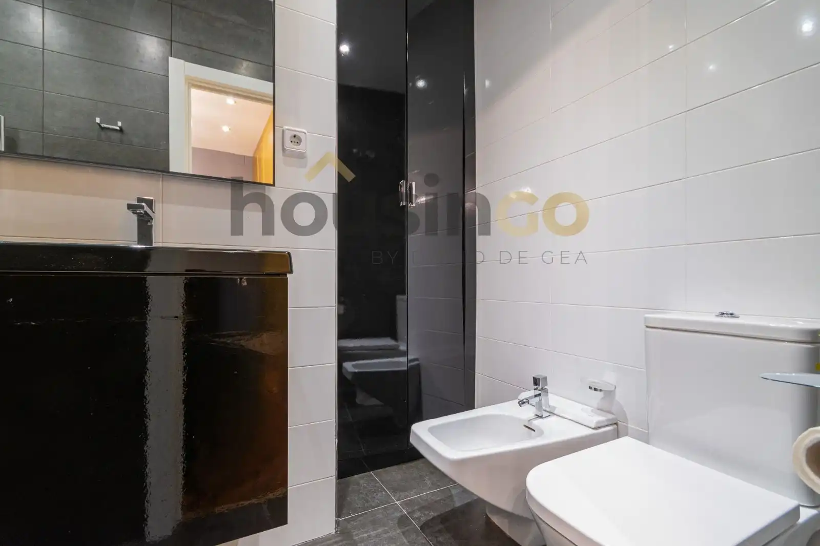 Badezimmer von Wohnung zur Miete in Madrid mit Heizung und Möbliert