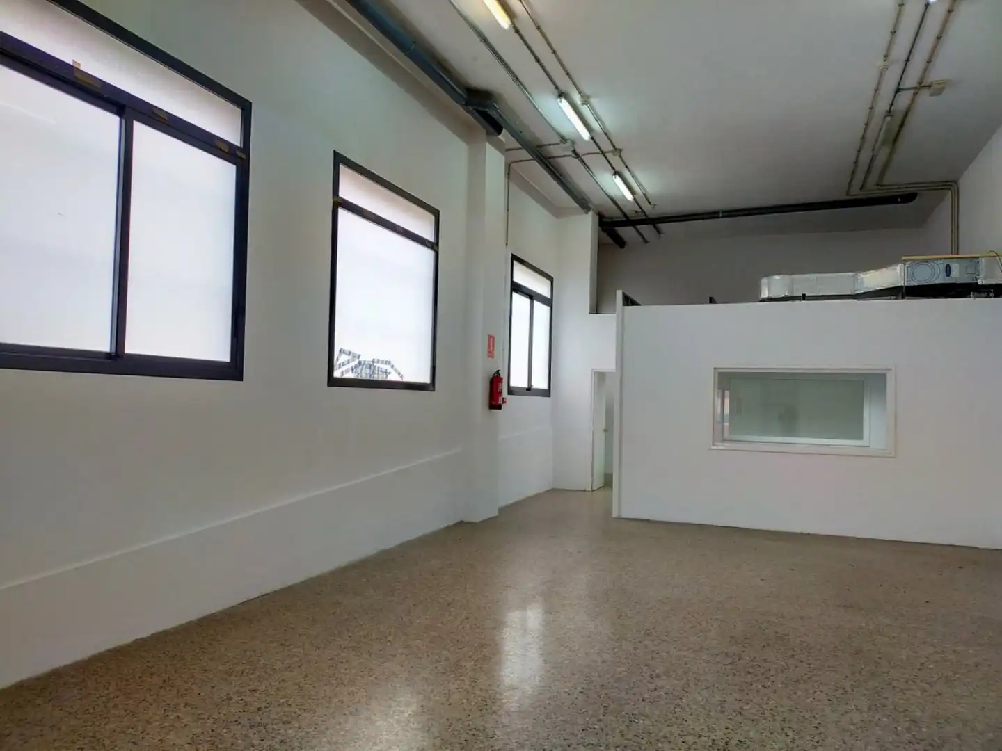 Industrial buildings for rent in Mataró  with Heating