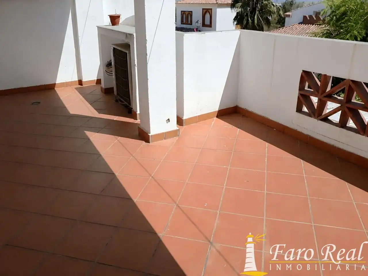 Terraza de Planta baja en venta en Sanlúcar de Barrameda con Aire acondicionado, Terraza y Piscina comunitaria